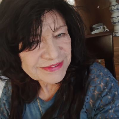 <span class="user_name">Librada Hernandez</span><img data-bs-toggle="tooltip" title="Verified" src="http://dealmate.org/application/modules/User/externals/images/verify-icon.png" alt="" class="verified_icon" width="14px">